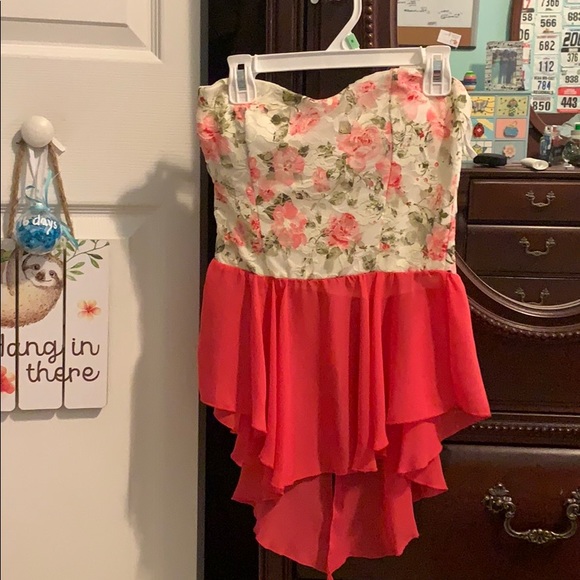 Tops - Strapless Top